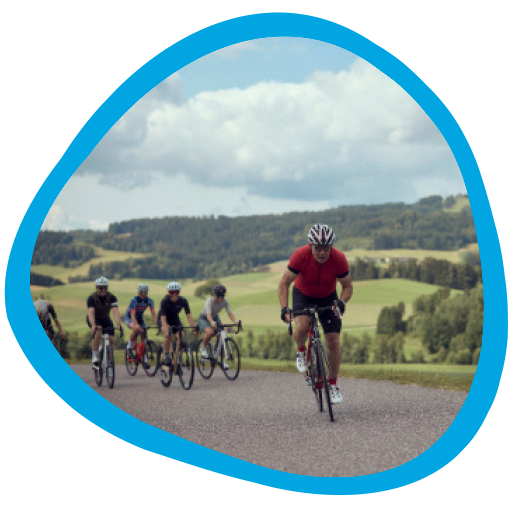 Imagefoto von einer Gruppe Rennradfahrerinnen im Mühlviertel